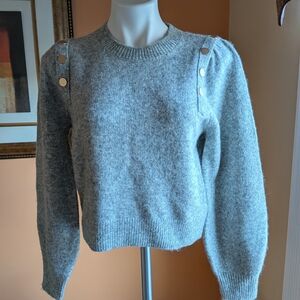 Evereve Gray Crewneck Sweater with Shoulder Buttons Size XS